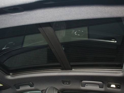 New 2026 Porsche Macan S image 24