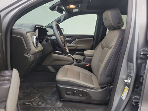 Used 2024 Chevrolet Colorado ZR2 w/ ZR2 Bison Edition image 4