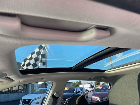 Used 2019 Kia Optima LX w/ LX Premium Package image 8