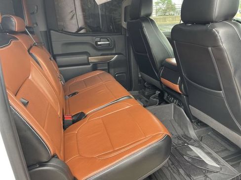Used 2019 Chevrolet Silverado 1500 RST AWD/4WD image 15
