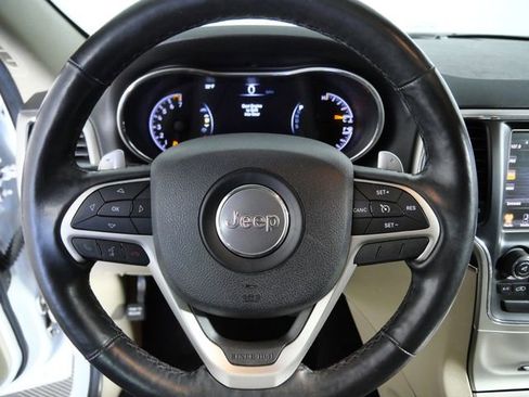 Used 2014 Jeep Grand Cherokee Limited image 22