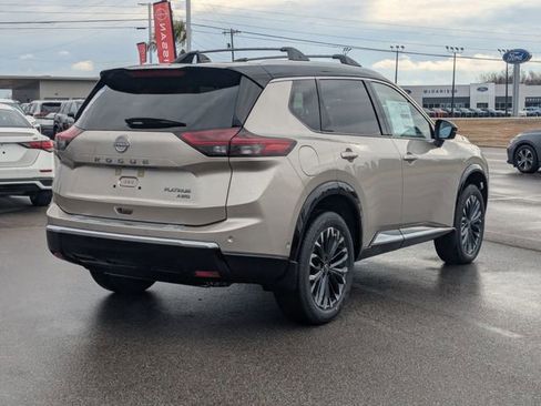 New 2026 Nissan Rogue Platinum w/ Platinum Premium Package AWD/4WD image 3