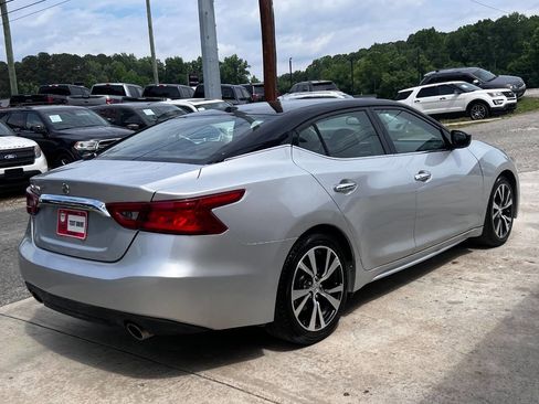 Used 2017 Nissan Maxima 3.5 S FWD image 6