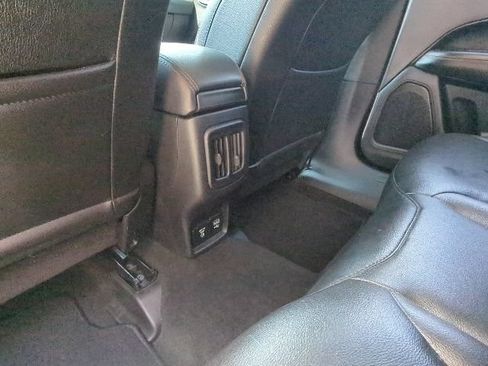 Certified 2018 Jeep Compass Limited AWD/4WD image 23