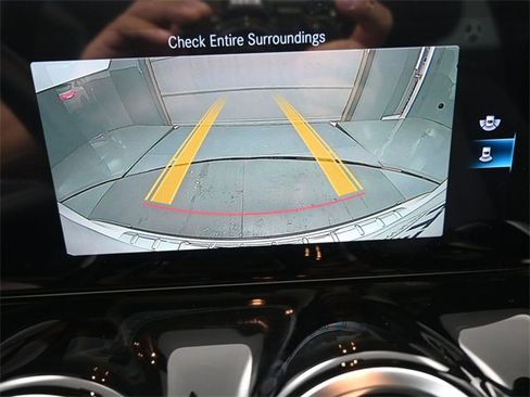 Used 2022 Mercedes-Benz GLA 250 GLA 250 image 32