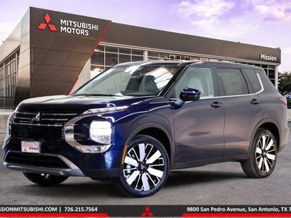 New 2025 Mitsubishi Outlander SE