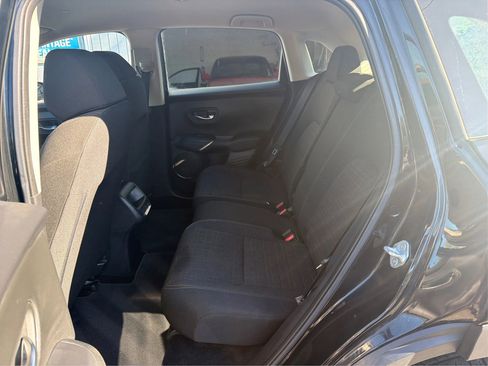 Used 2023 Honda HR-V LX image 13