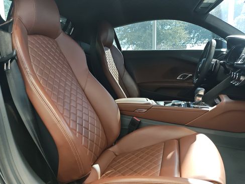 Used 2018 Audi R8 V10 plus image 28