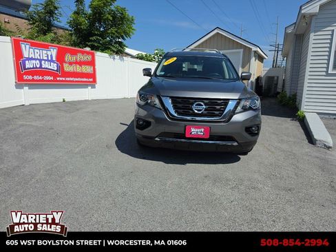 Used 2020 Nissan Pathfinder Platinum AWD/4WD image 1