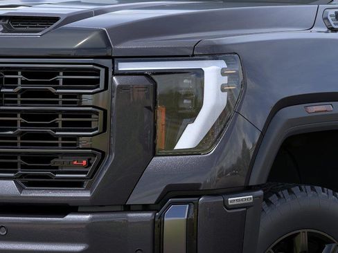 New 2026 GMC Sierra 2500 AT4 w/ AT4 Premium Plus Package AWD/4WD image 10