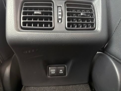 Used 2026 Toyota Camry SE FWD image 18