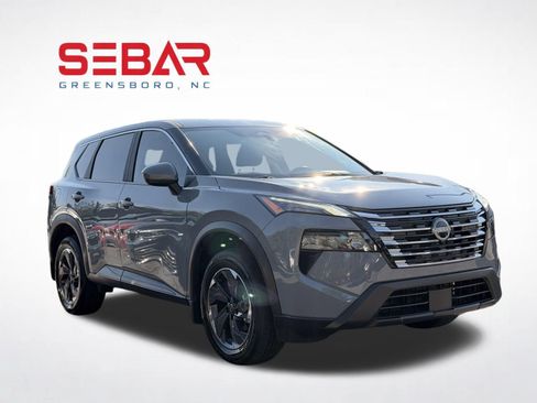 Used 2026 Nissan Rogue SV FWD image 11