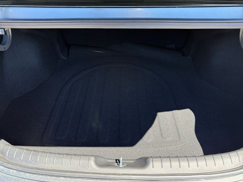 Certified 2026 Hyundai Elantra SE FWD image 17