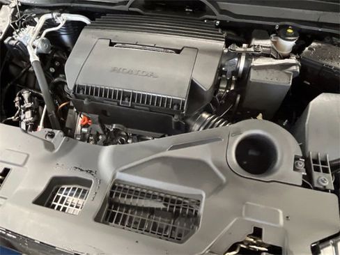 New 2025 Honda Pilot TrailSport image 12