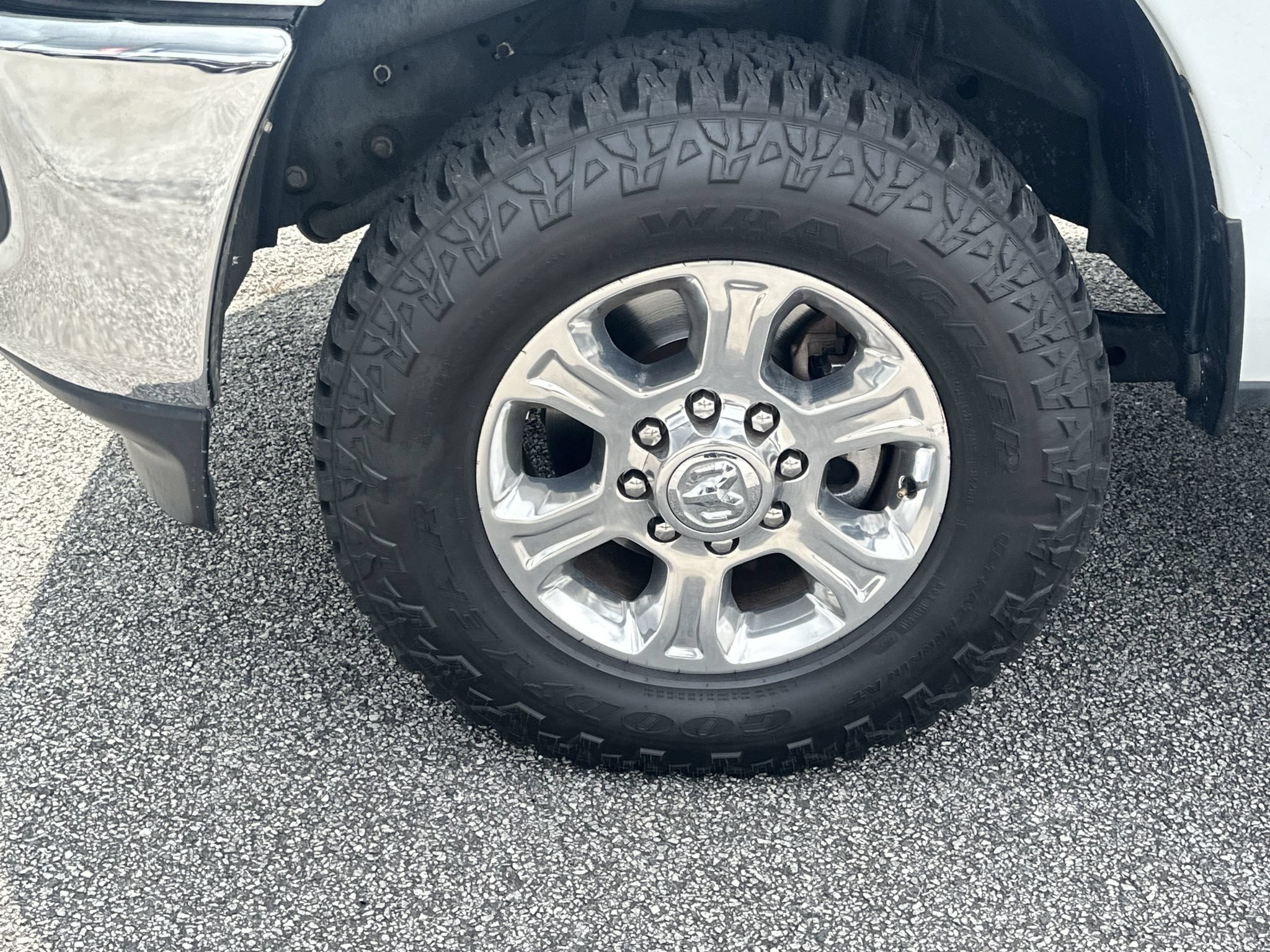 Used 2024 RAM 2500 Big Horn AWD/4WD image 4