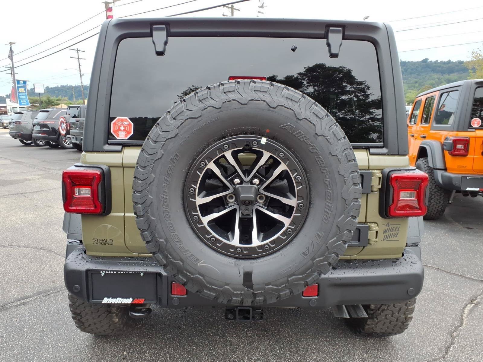 New 2027 Jeep Wrangler Unlimited Rubicon 392 AWD/4WD image 4