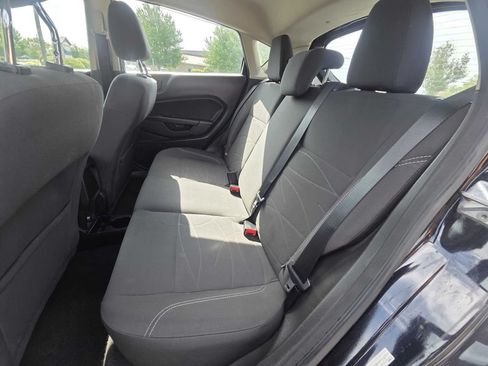Used 2016 Ford Fiesta SE FWD image 10