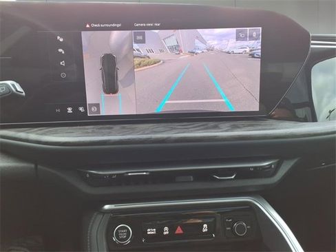 Used 2025 Audi Q5 Premium w/ Convenience Package image 23