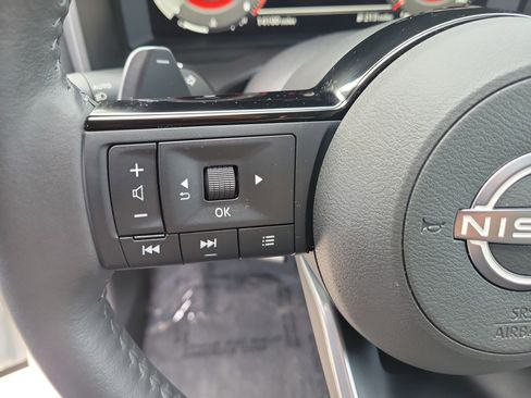 Used 2024 Nissan Rogue SL w/ SL Premium Package AWD/4WD image 28