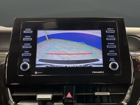 Used 2024 Toyota Camry SE image 8