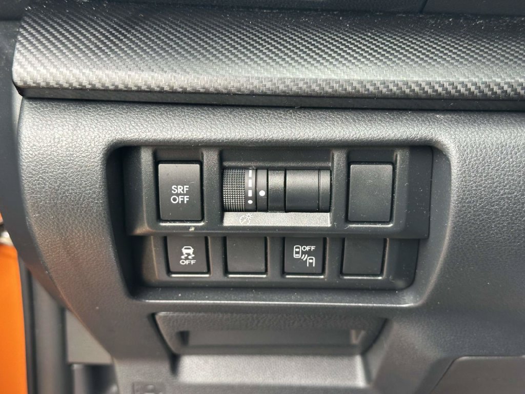 Used 2019 Subaru Crosstrek 2.0i Premium w/ Eyesight System AWD/4WD image 31