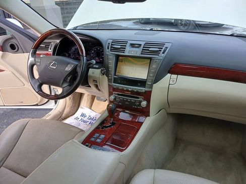 Used 2010 Lexus LS 460 L RWD image 21