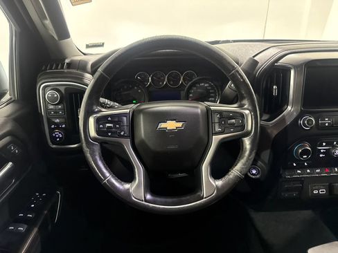 Used 2019 Chevrolet Silverado 1500 LT w/ True North Edition AWD/4WD image 5