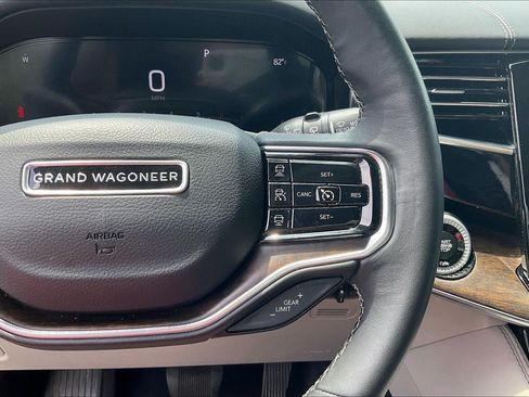 Used 2023 Jeep Grand Wagoneer L 4WD w/ Rear Seat Video Group 1 image 20