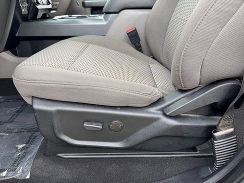 Used 2020 Ford F350 XLT w/ XLT Premium Package image 16