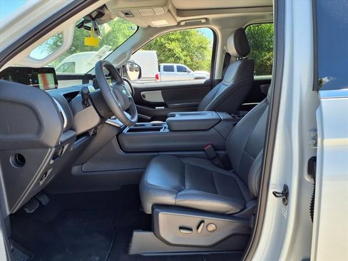 New 2025 Ford Expedition Max Active image 20