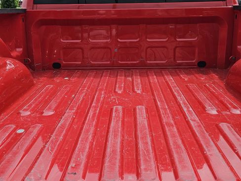 Used 2024 RAM 1500 Classic SLT AWD/4WD image 22