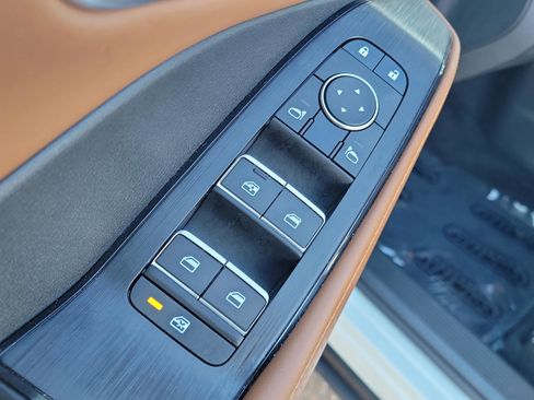 Used 2024 Nissan Rogue Platinum w/ Platinum Premium Package image 14