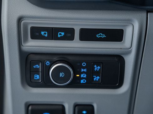 Used 2023 Ford F150 Limited image 58