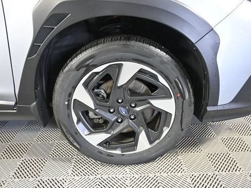 Used 2024 Subaru Crosstrek 2.5i Limited w/ Popular Package #3A AWD/4WD image 11