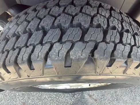 Used 2013 Chevrolet Tahoe LS AWD/4WD image 19