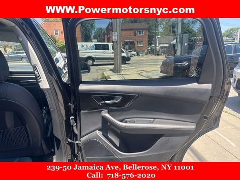 Used 2023 Audi Q7 3.0T Premium Plus image 17