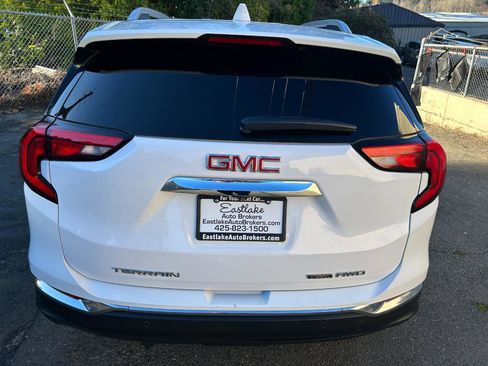 Used 2019 GMC Terrain SLT w/ Infotainment Package II AWD/4WD image 6