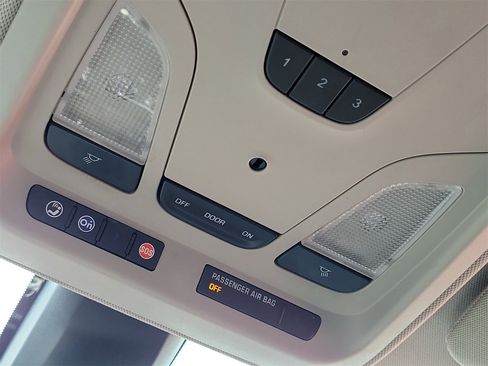 Used 2019 Chevrolet Impala Premier image 24