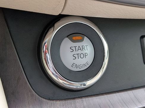 Used 2022 Nissan Murano Platinum w/ Cargo Package image 31