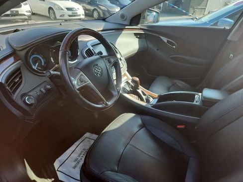 Used 2010 Buick LaCrosse CXS w/ Touring Package image 4