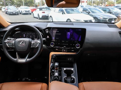 Used 2023 Lexus NX 350 AWD image 16