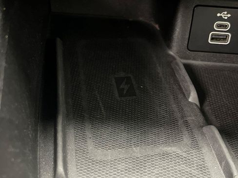 Certified 2024 Ford Escape Platinum AWD/4WD image 25