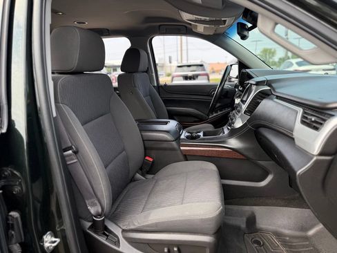 Used 2016 GMC Yukon SLE w/ HD Trailering Package AWD/4WD image 13