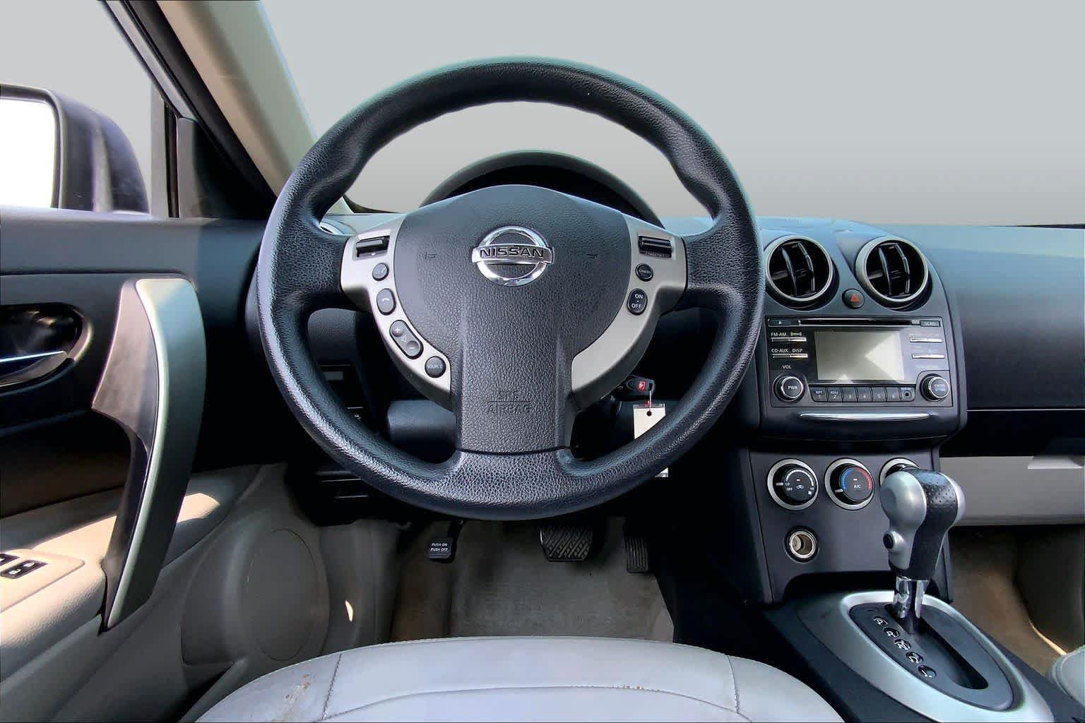 Used 2014 Nissan Rogue S w/ Convenience Package FWD image 6