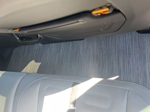 Used 2022 Rivian R1T Adventure image 27