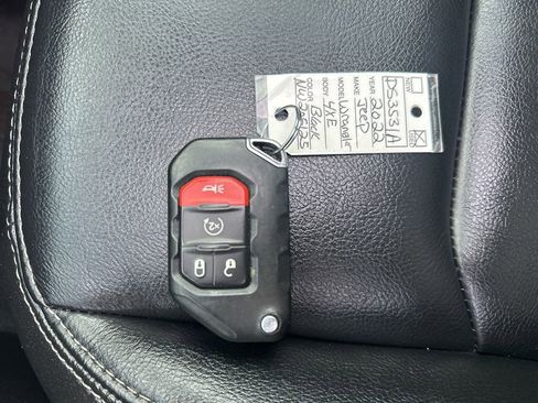 Used 2022 Jeep Wrangler Unlimited Sahara w/ Cold Weather Group image 36