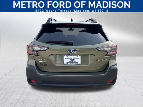 Used 2024 Subaru Outback Premium AWD/4WD image 7