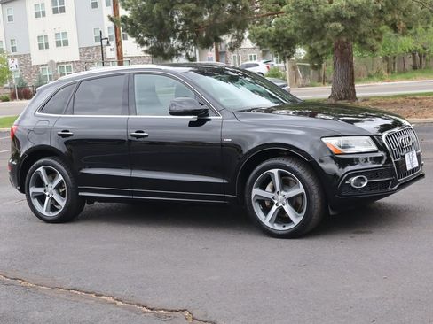 Used 2016 Audi Q5 3.0T Premium Plus w/ Technology Package AWD/4WD image 2
