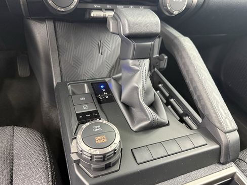 New 2026 Toyota 4Runner SR5 image 21