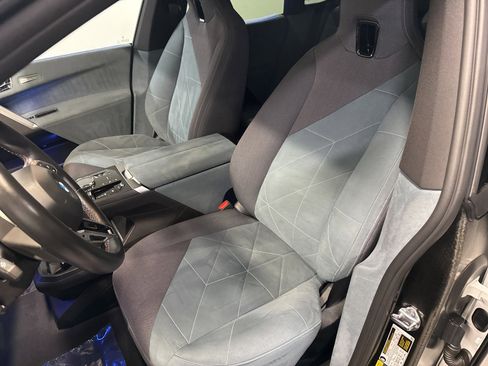 Used 2025 BMW iX M60 image 16